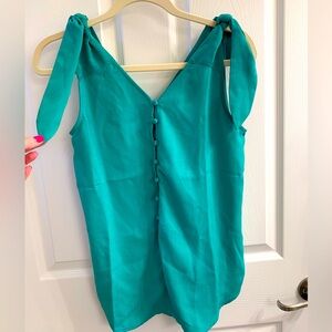 Kate & Mallory shoulder tie top